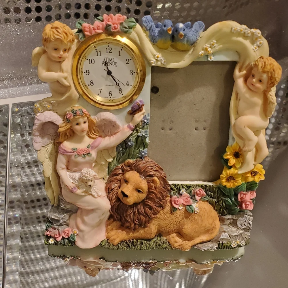 Adorable Angel &Cherub Tiny Frame